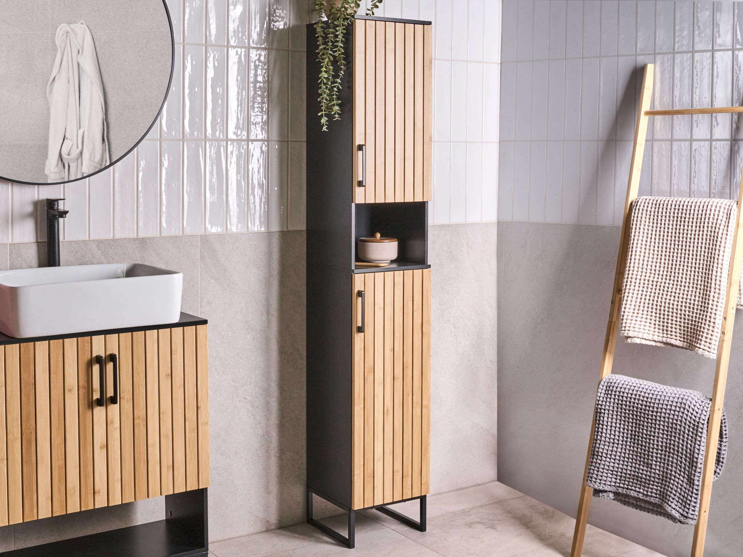 Pastatoma vonios spintelė Berwyn 3194