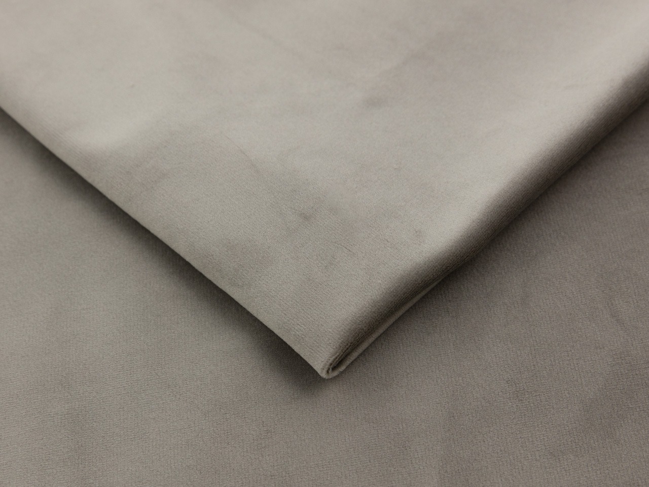 Continental lova Martinez 129 (Magic Velvet 2210)