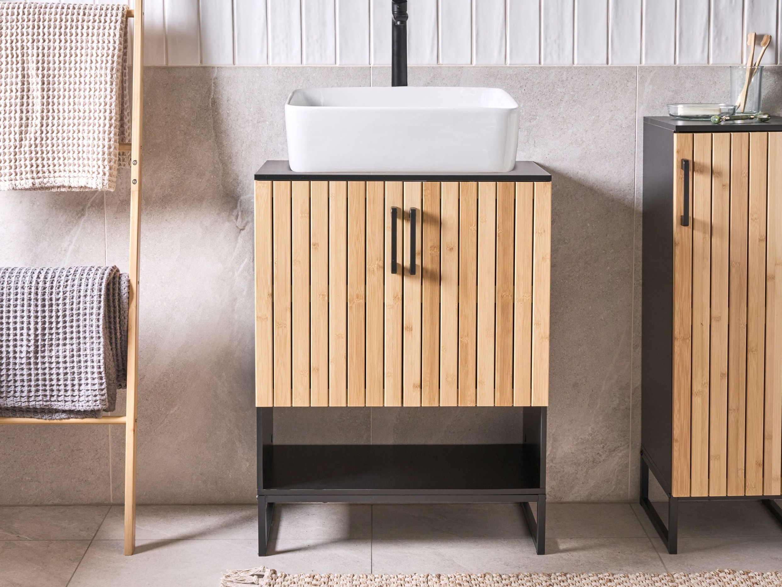 Pastatoma vonios spintelė praustuvui Berwyn 3196