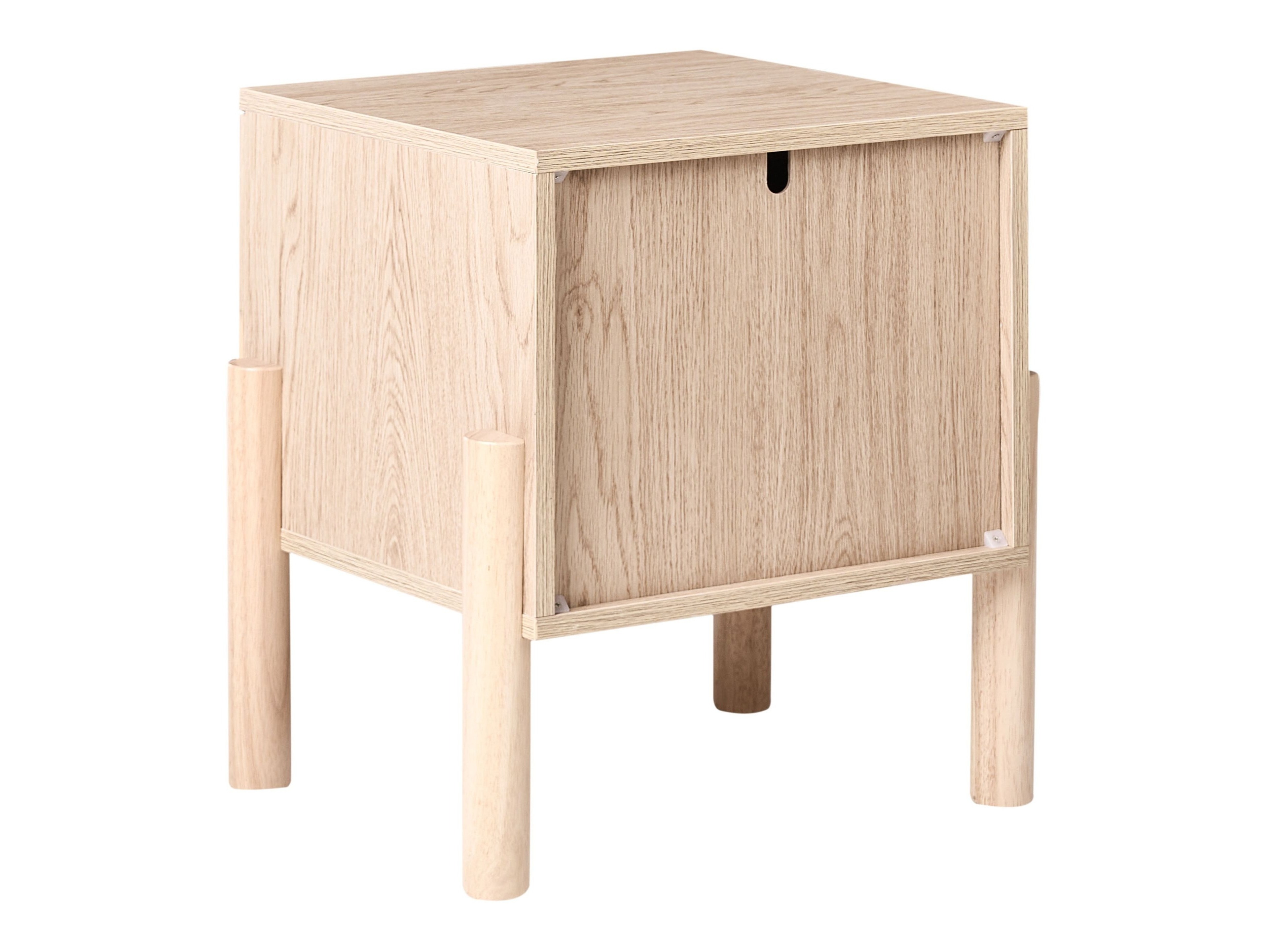 Naktinis staliukas Berwyn 3200