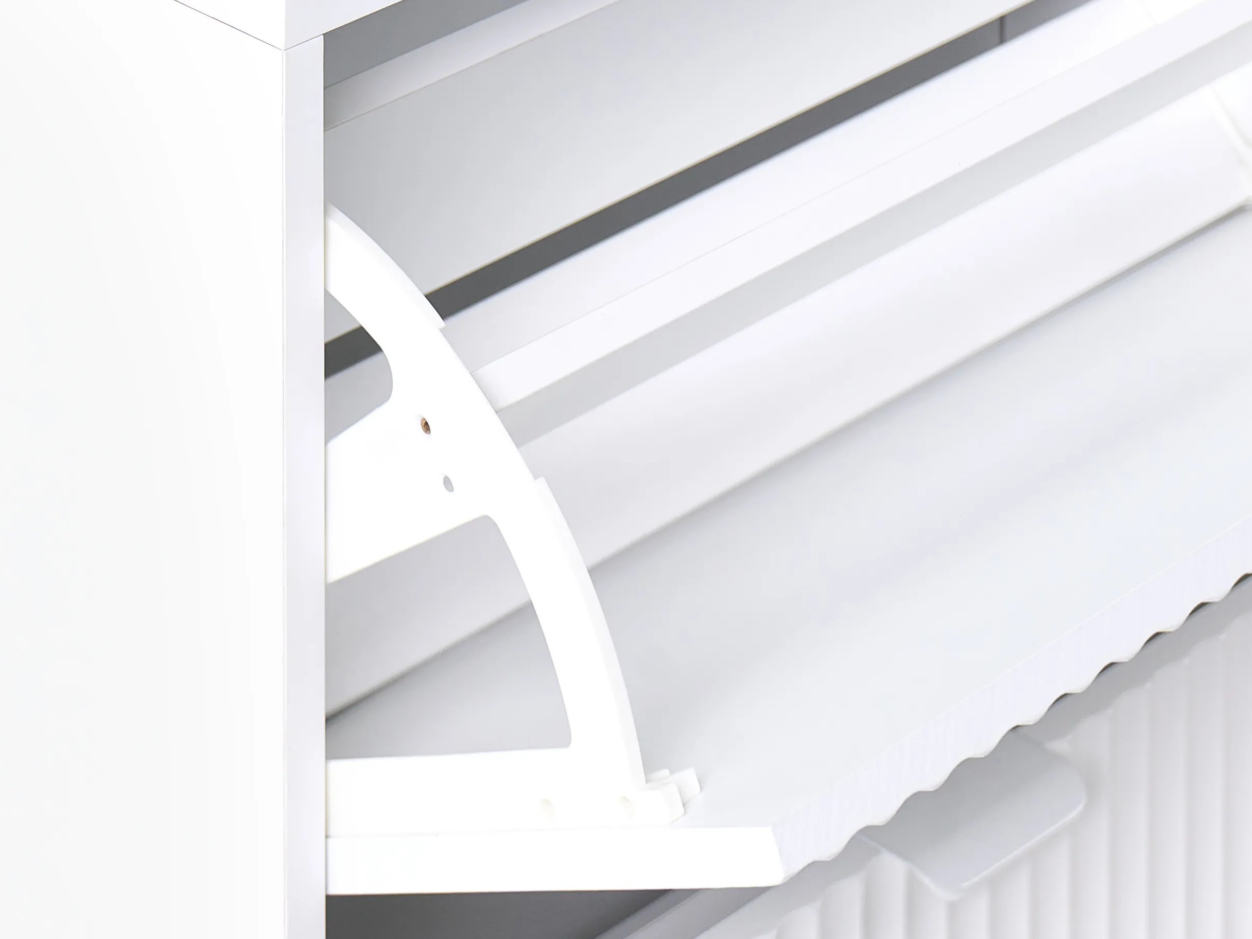 Batų dėžė Livodeu 103