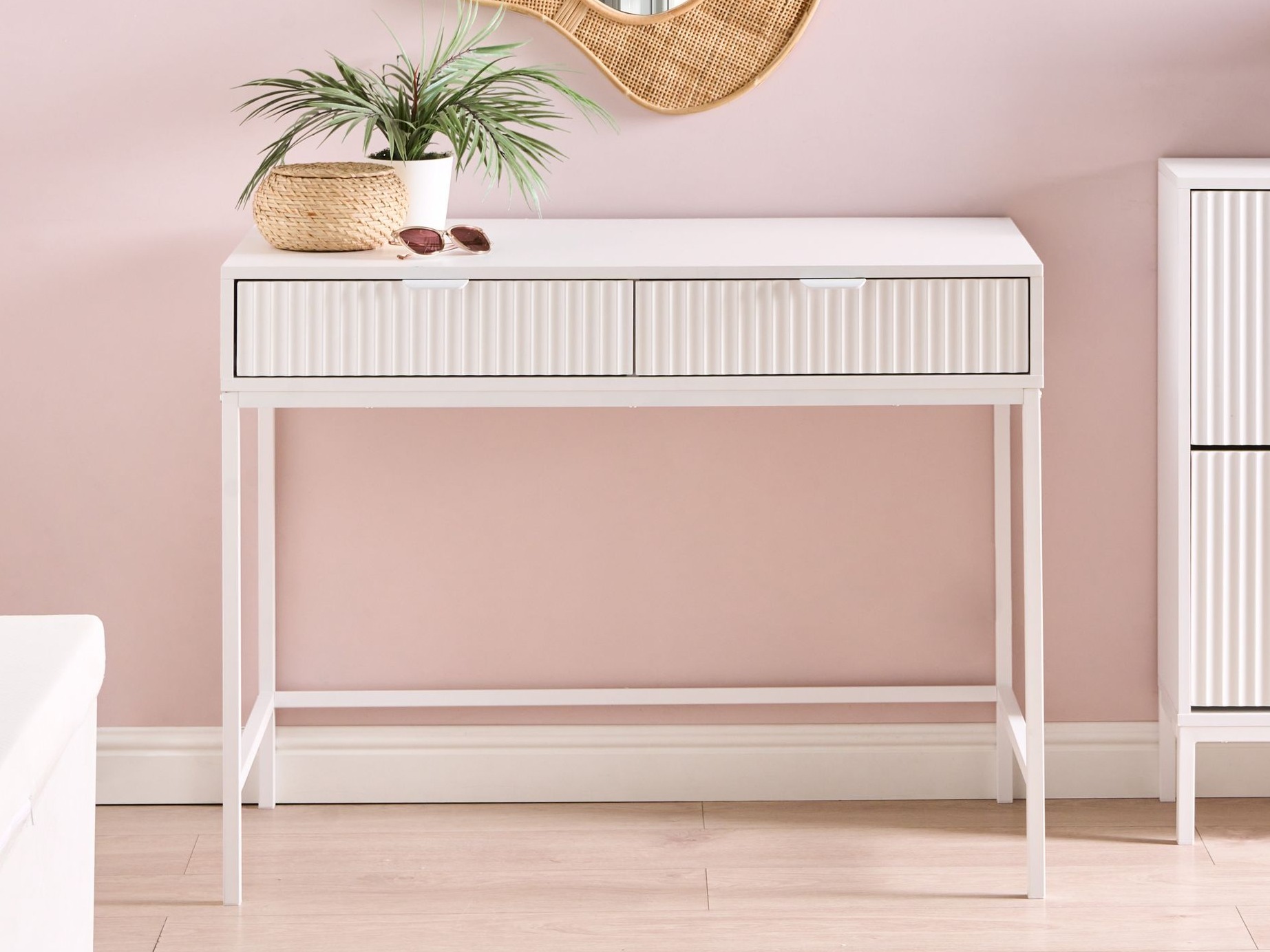 Konsolė Livodeu 104