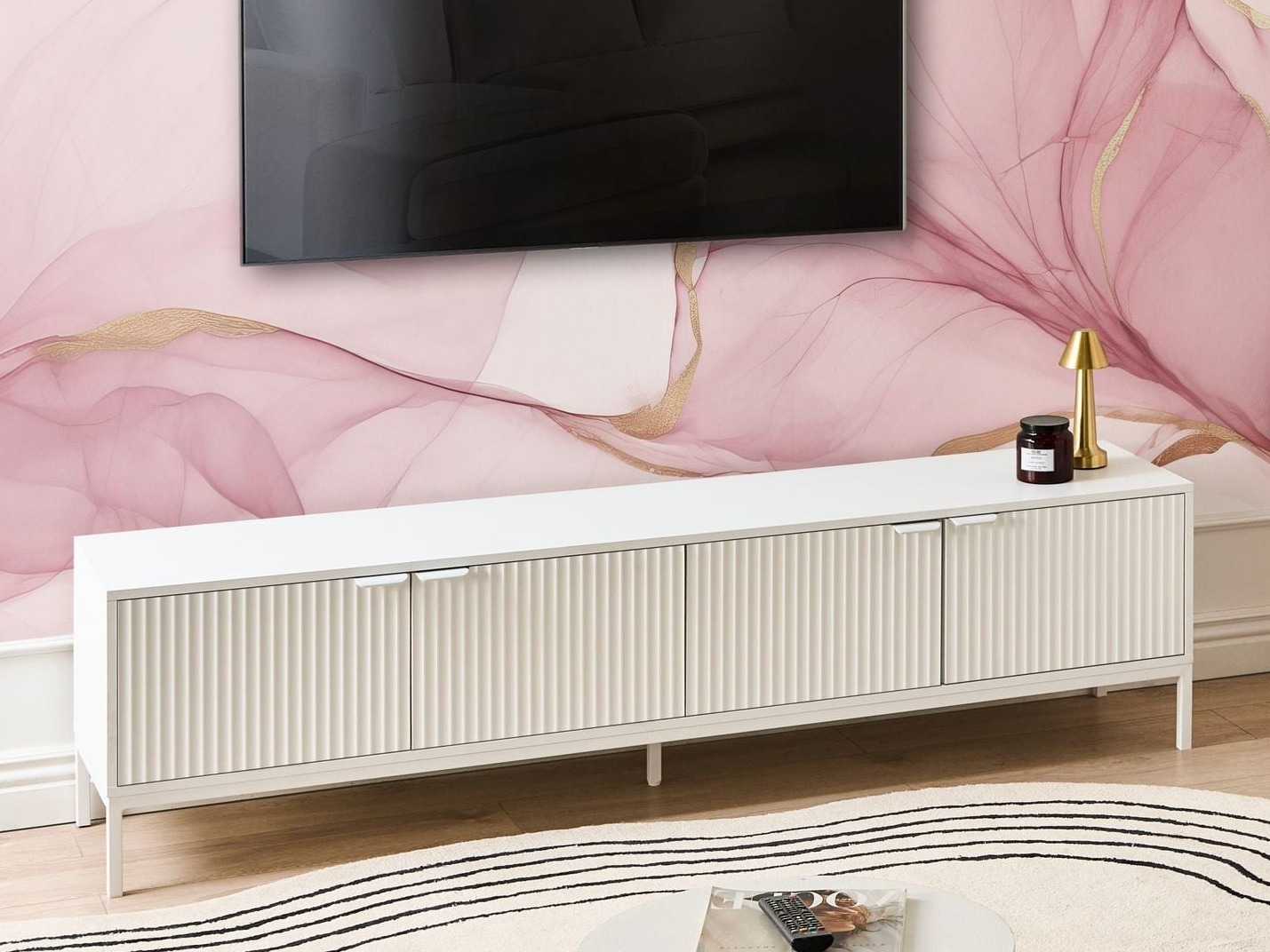 TV staliukas Livodeu 102