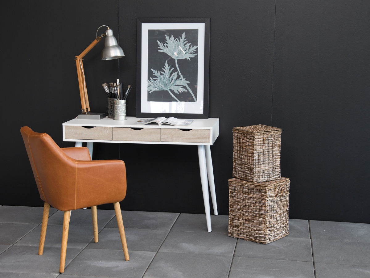 Darbo stalas ST8403 su pažeista pakuote