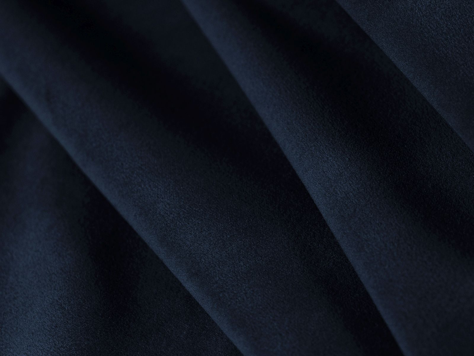 Lova Beckley 334 (Magic Velvet 2204)