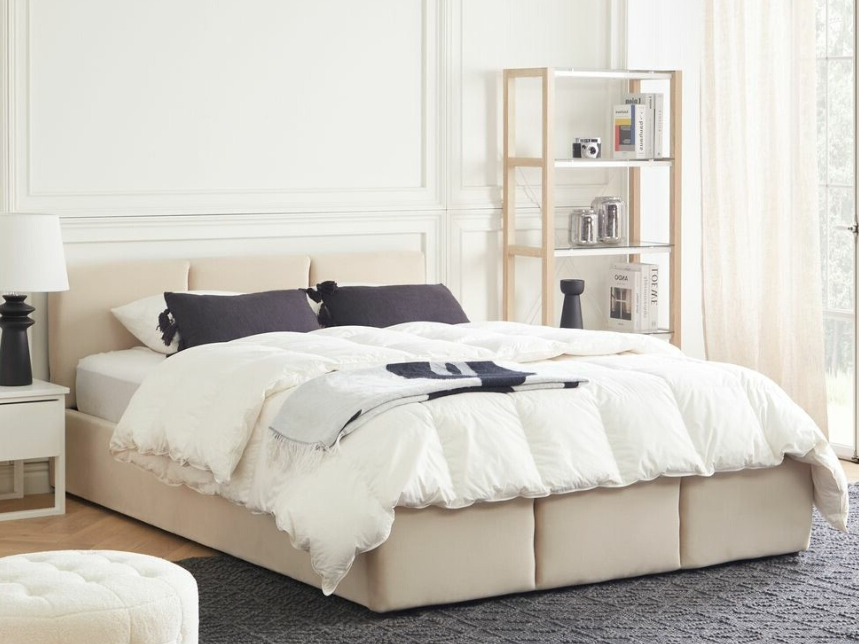 Lova Berwyn 1780 (Smėlinė)