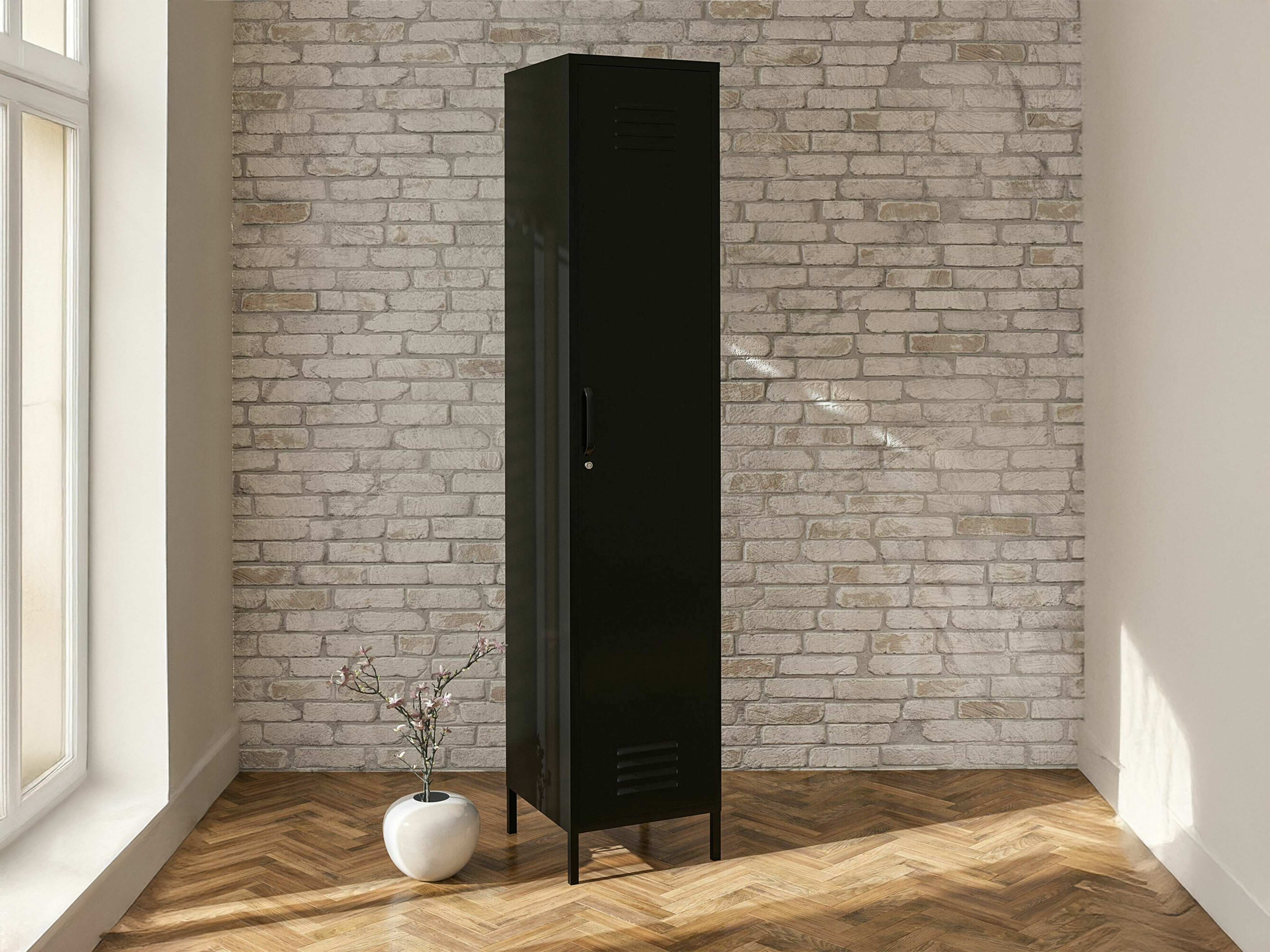 Lentyna Ophfere 103 (Juoda)