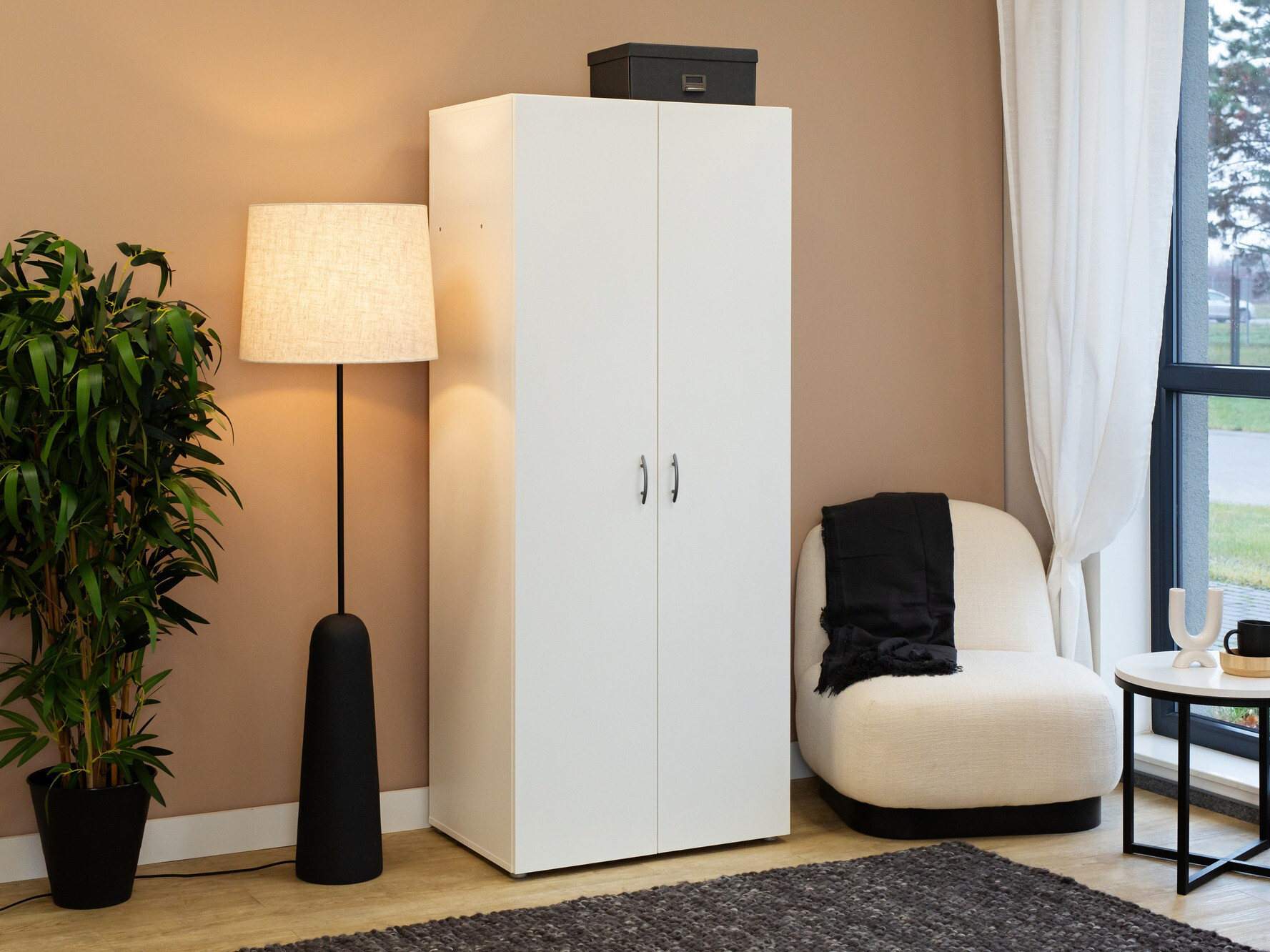 Spinta ST8509 su smulkiu defektu