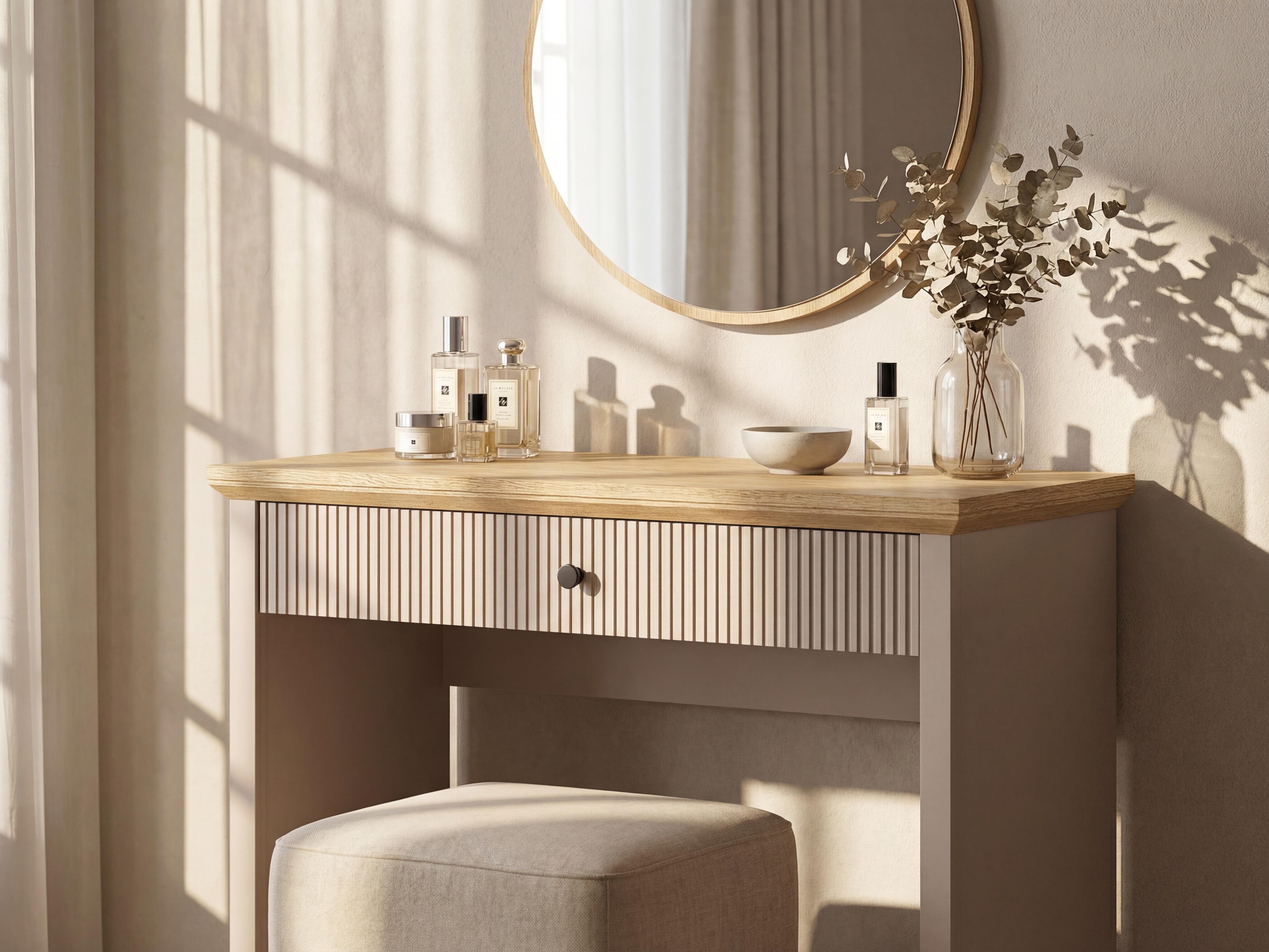 Makiažo staliukas Tivetru 114