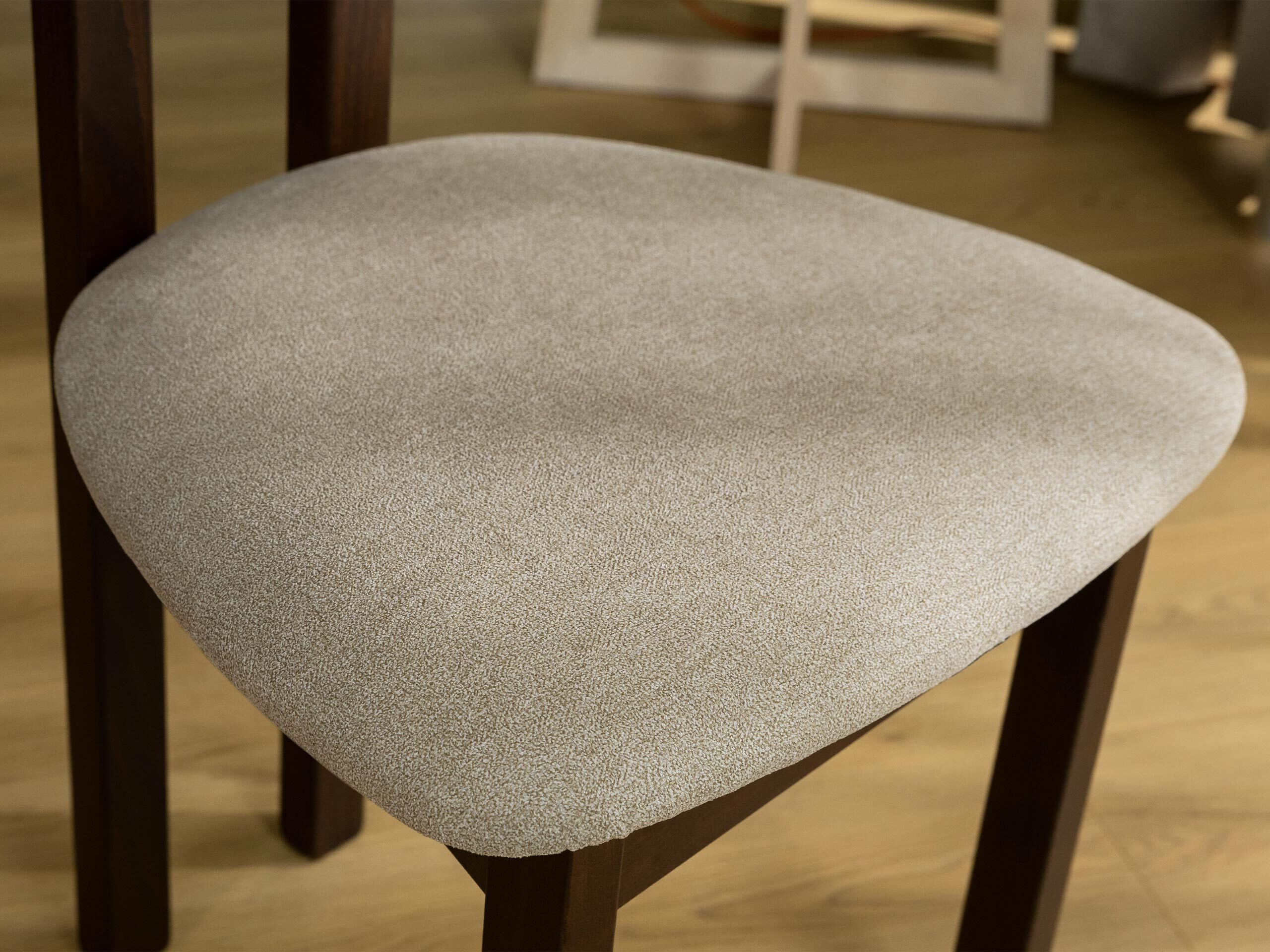 Kėdė Victorville 382 (Graikinis riešutas)