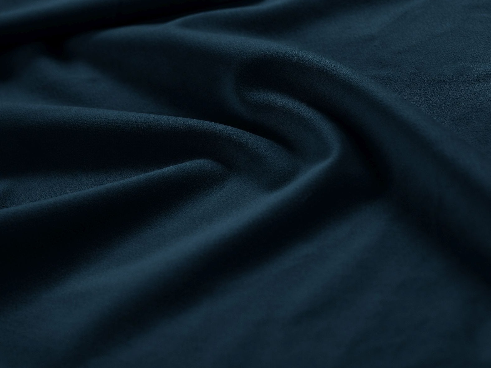 Lova Beckley 346 (Magic Velvet 2211)