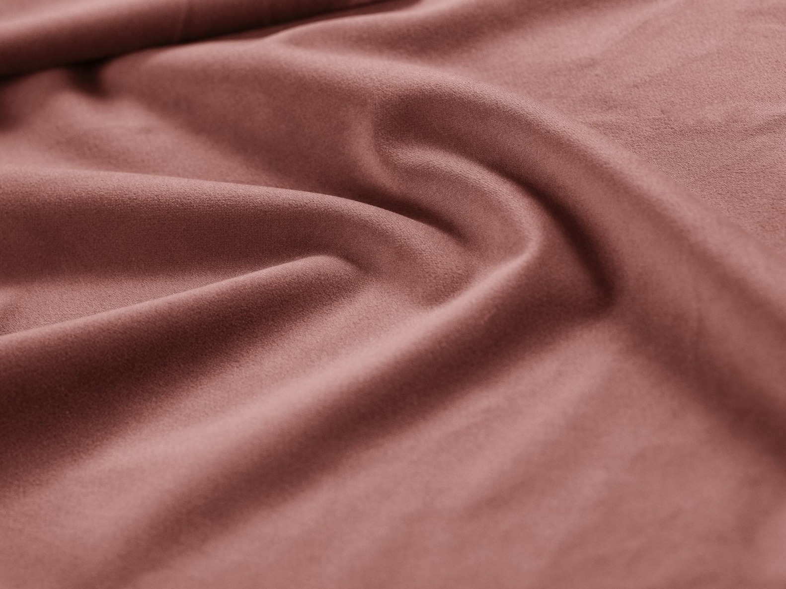 Lova Beckley 346 (Magic Velvet 2257)