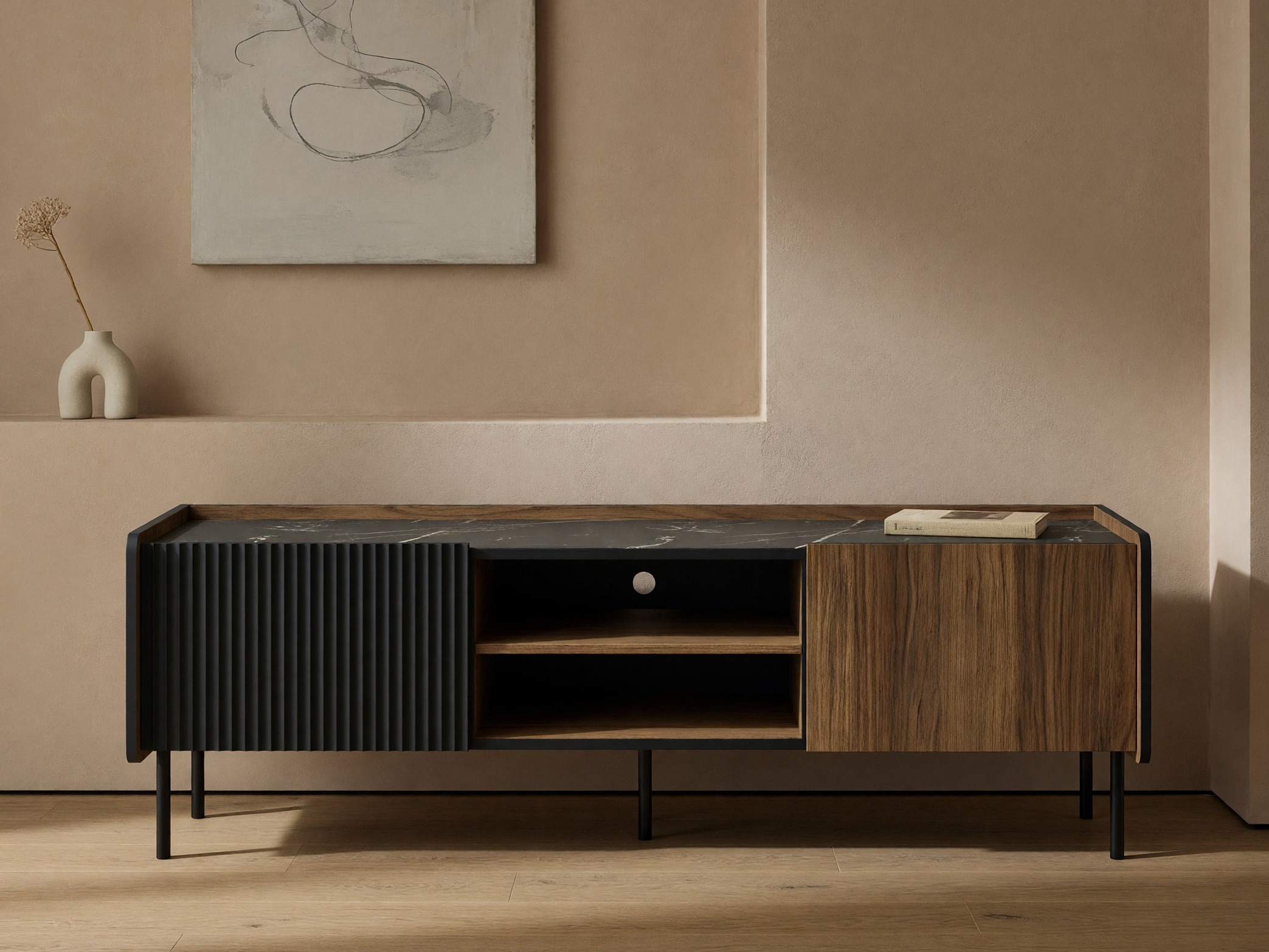 TV staliukas Tivsali 106