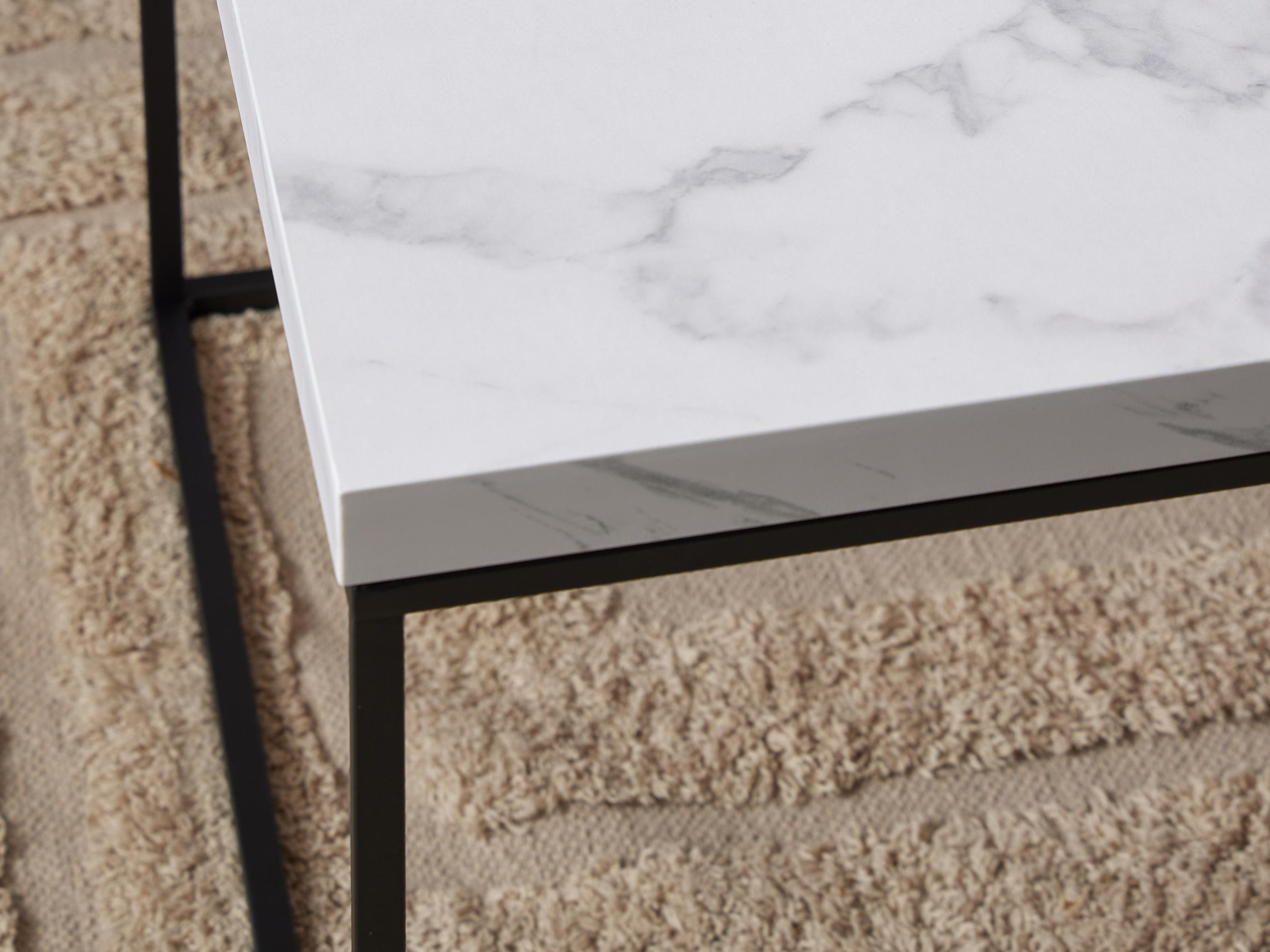 Žurnalinis staliukas Norsica 836 (Balta)