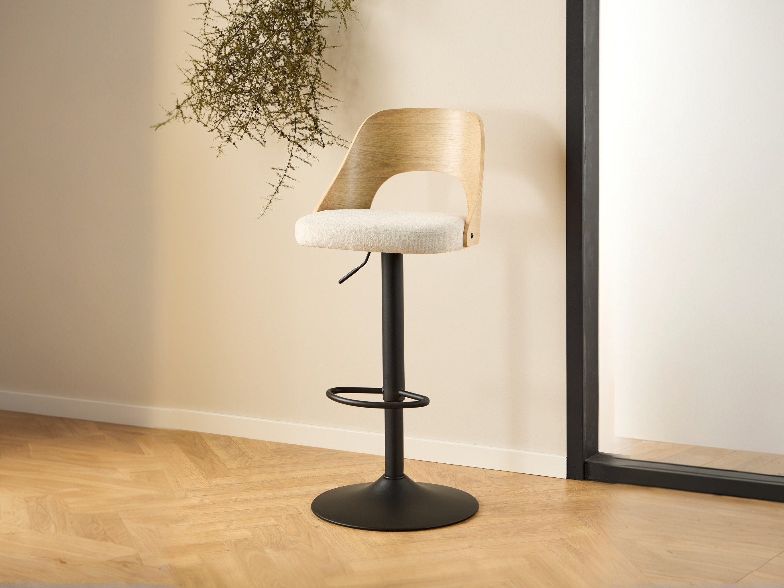 Pusbario kėdė Norsica 882