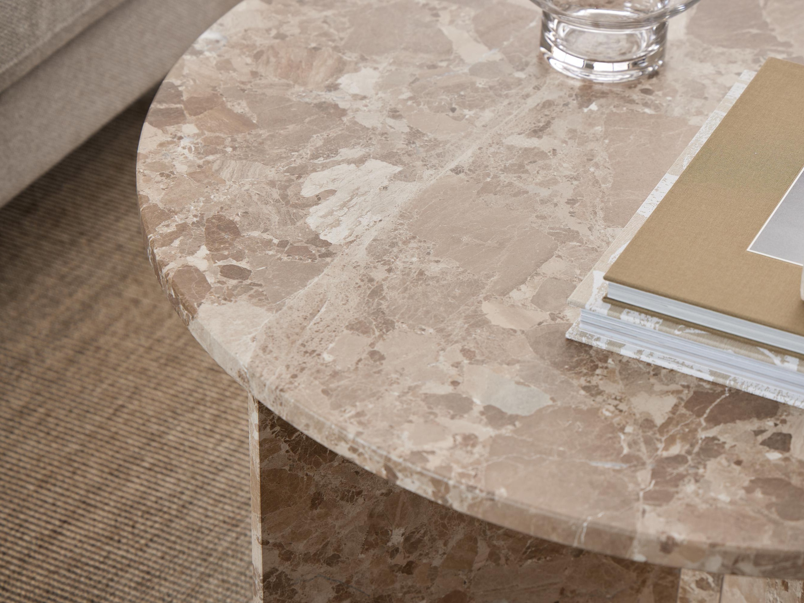 Žurnalinis staliukas Norsica 952 (Šviesi ruda)