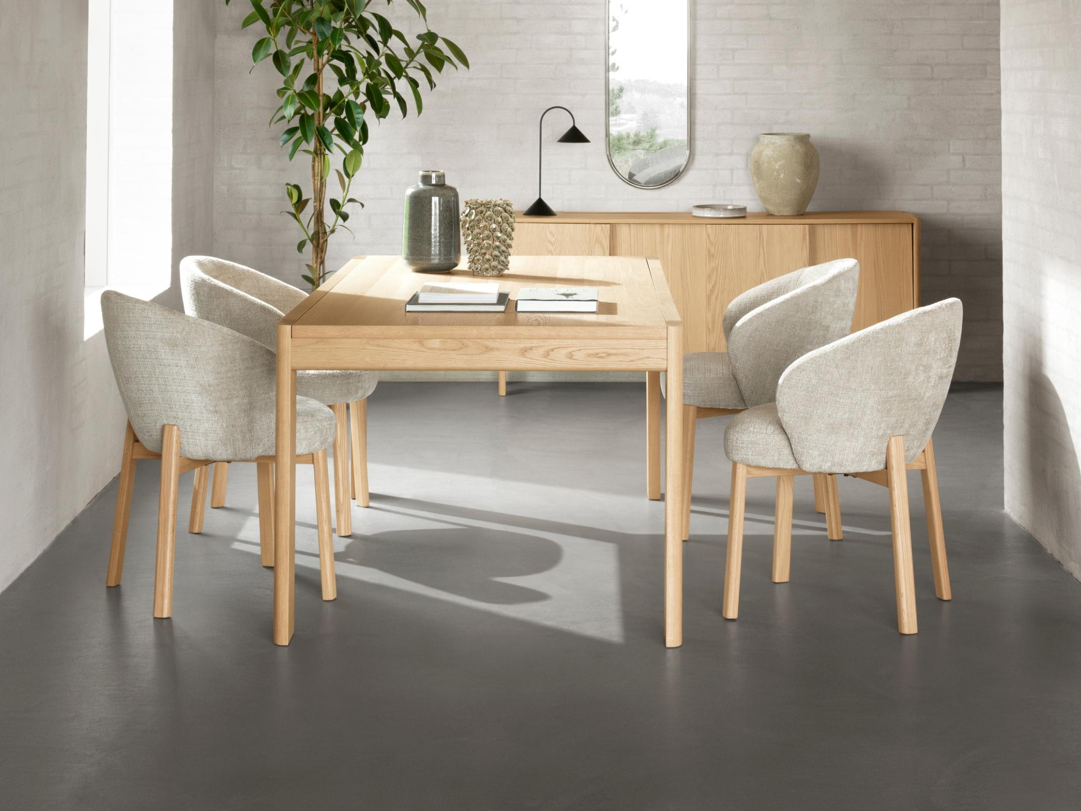 Kėdė ST8608 su pažeista pakuote