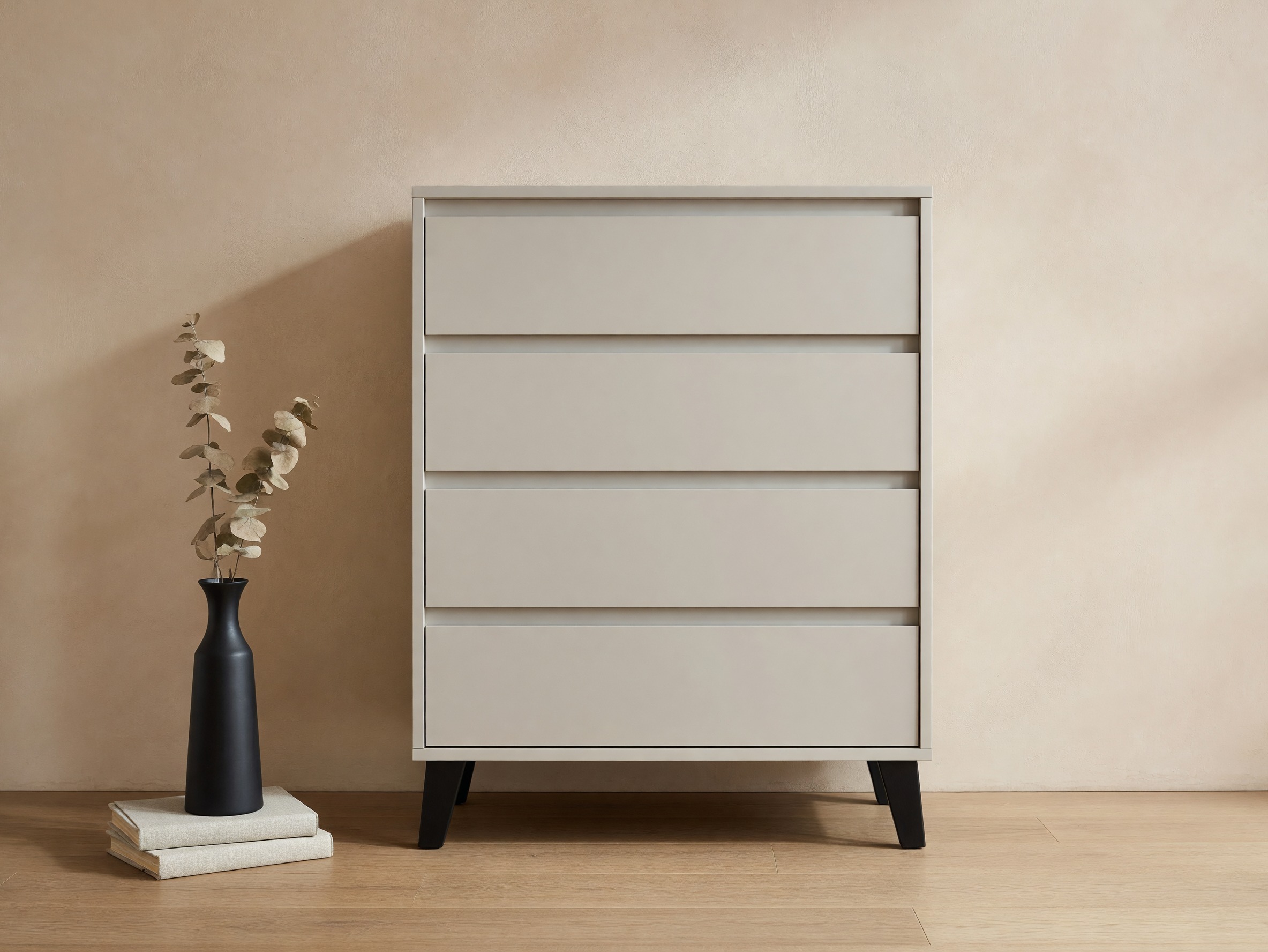 Komoda Tetena 103 (Kašmyras)