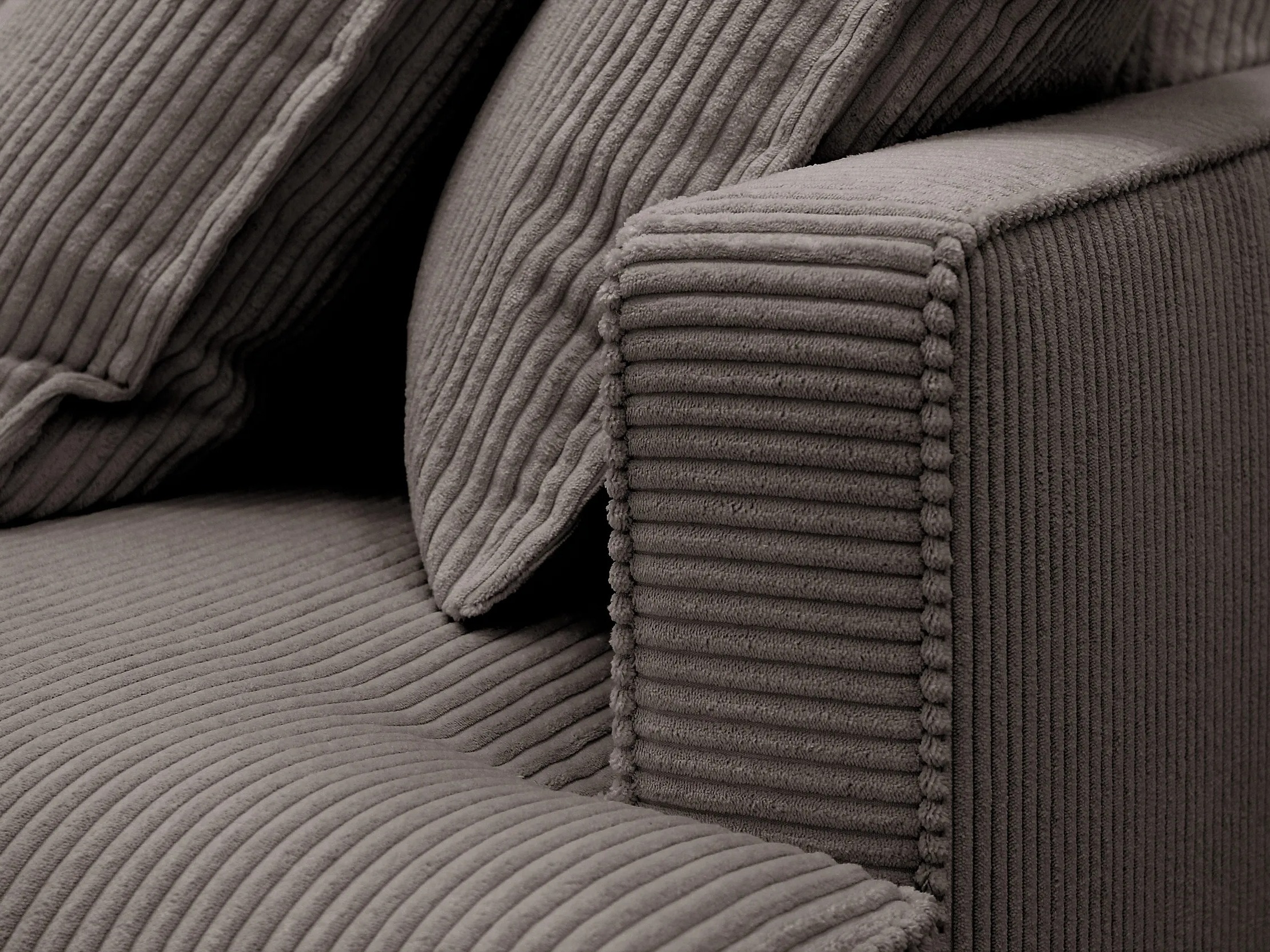 Sofa Tivsoe 108 (Lincoln 24)