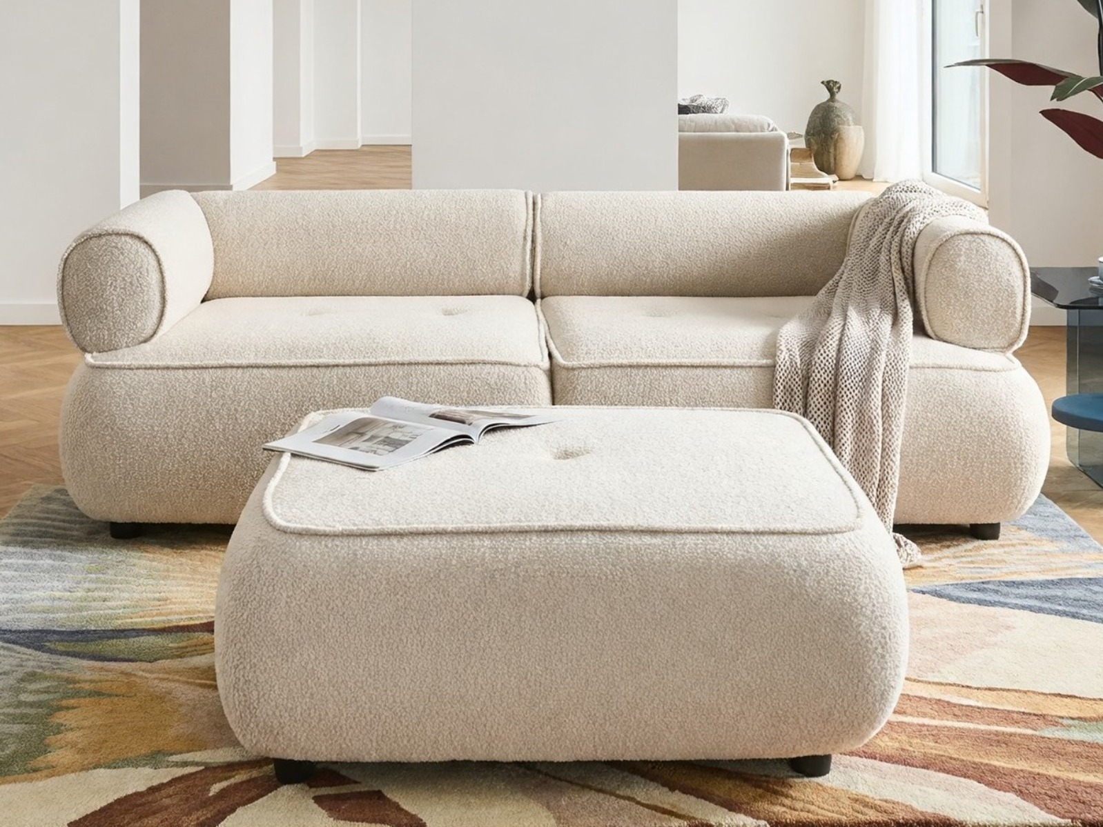 Minkštų baldų komplektas Berwyn 3266 (Balta)