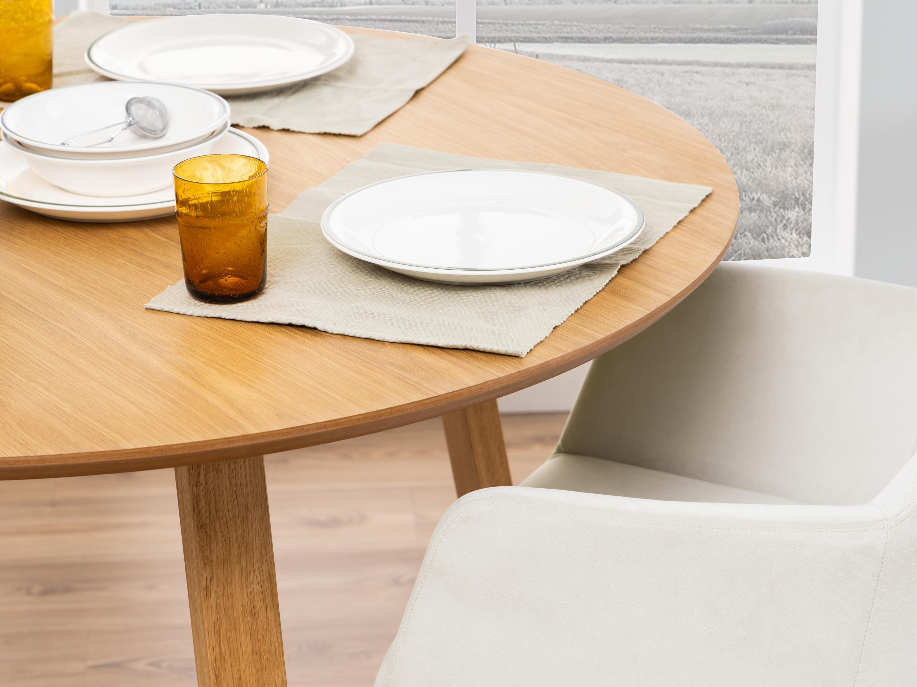 Stalas Norsica 615 (Ąžuolas)