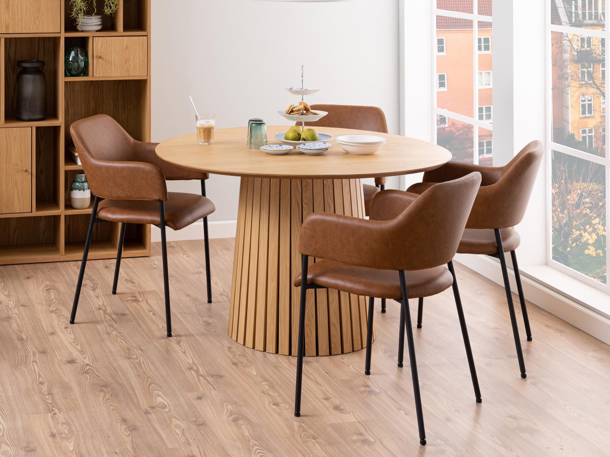 Stalas Norsica 625 (Ąžuolas)