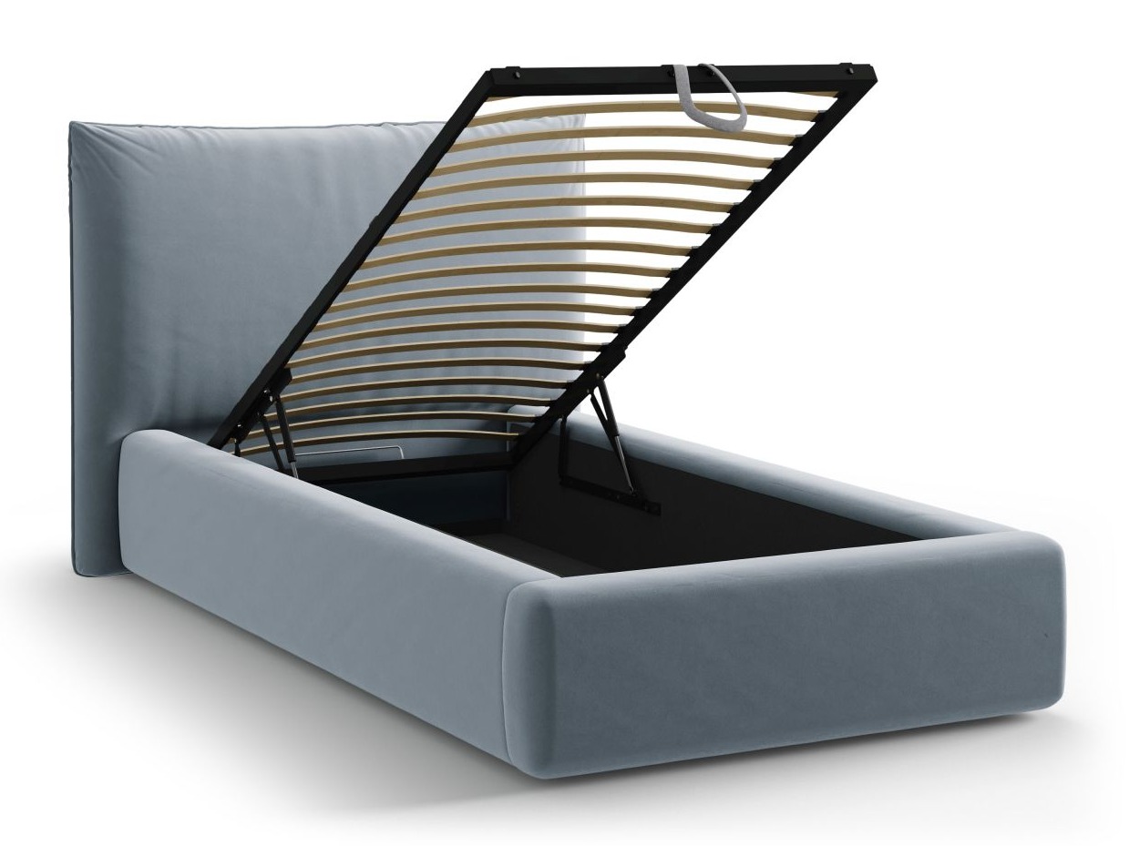 Lova Belenoe 110 (Bluvel 06)