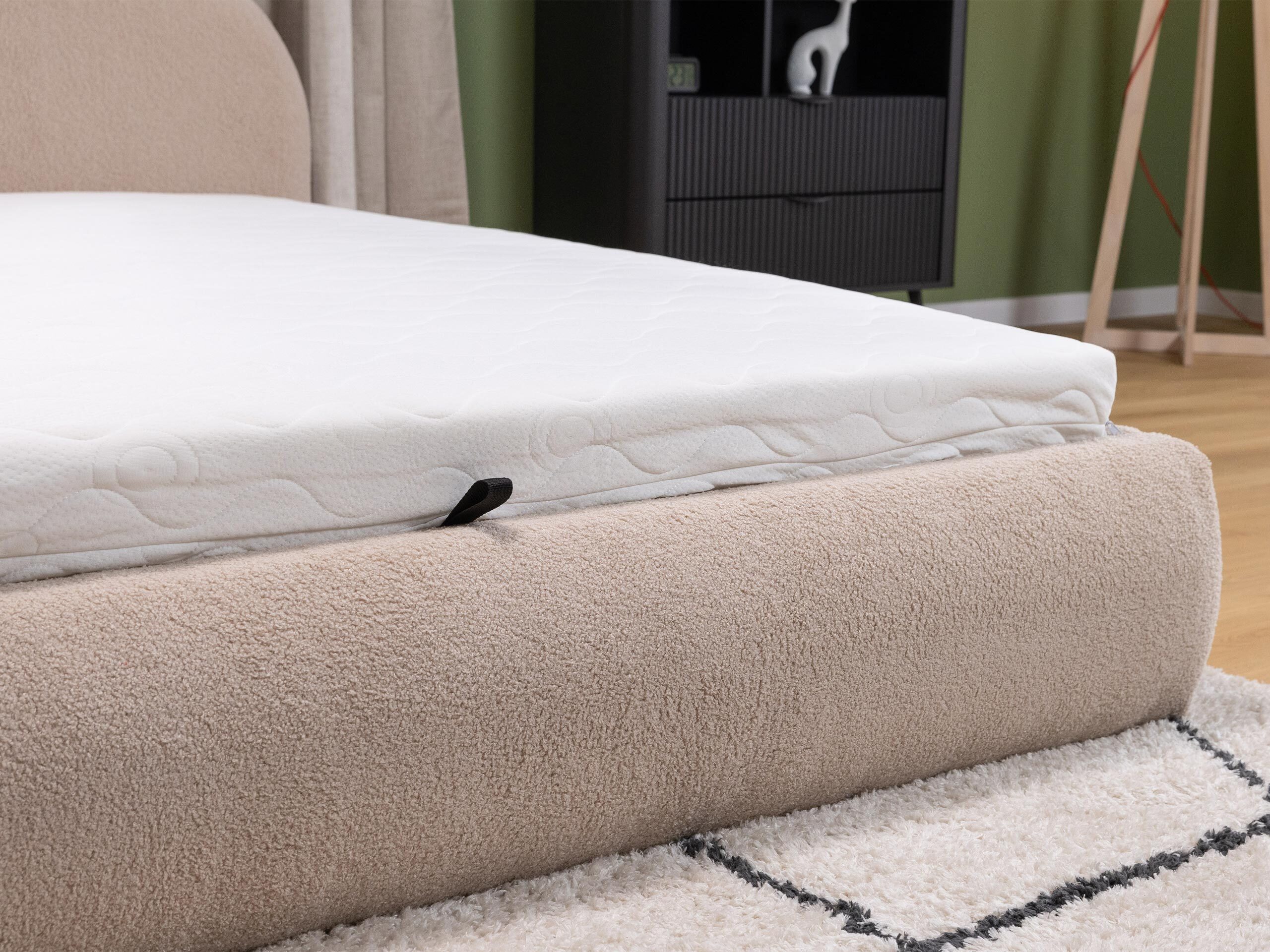 Lova TrendyNest 131 (Lambi 06)