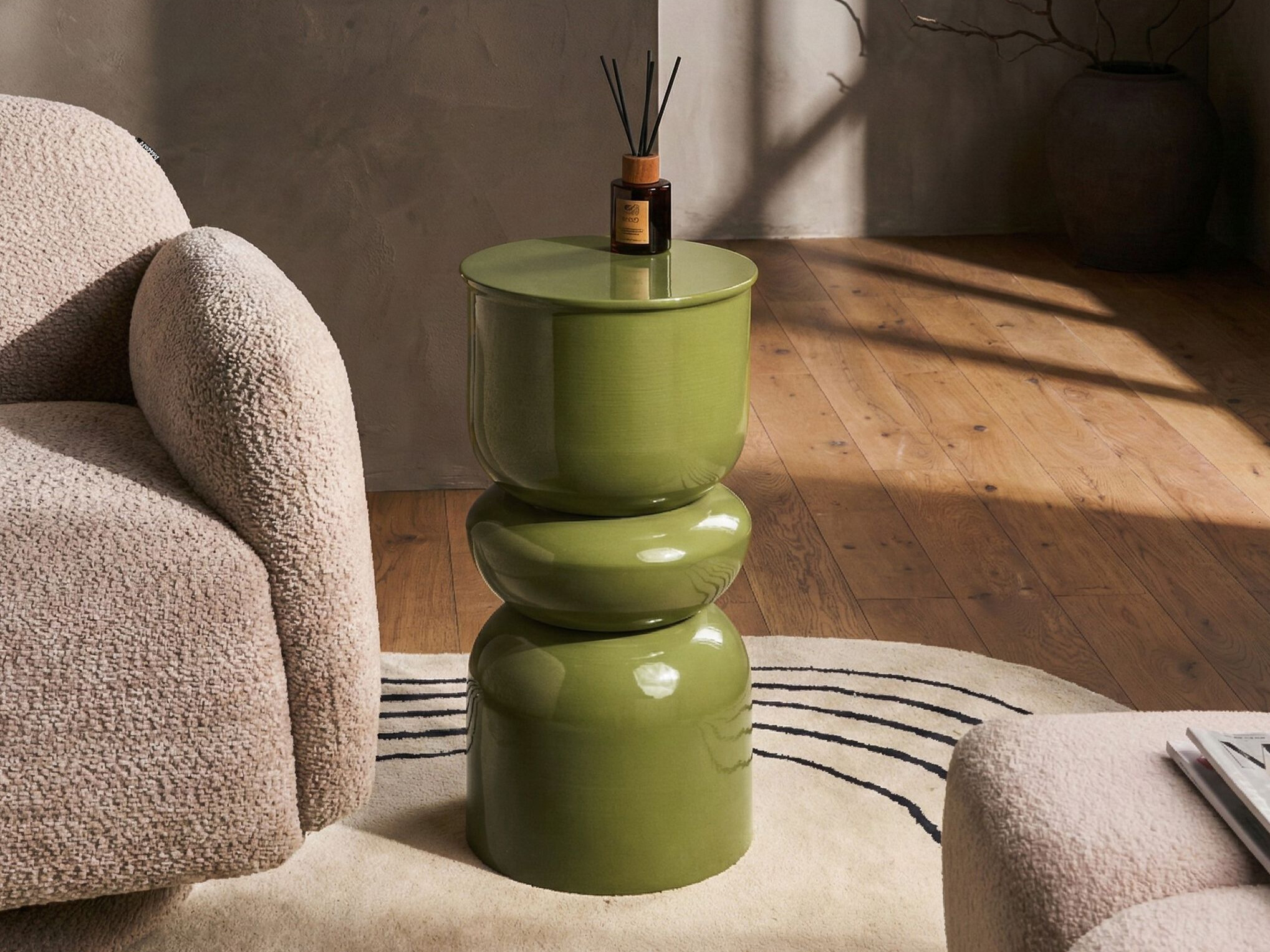 Šoninis staliukas Berwyn 3293 (Šviesus alyvmedis)