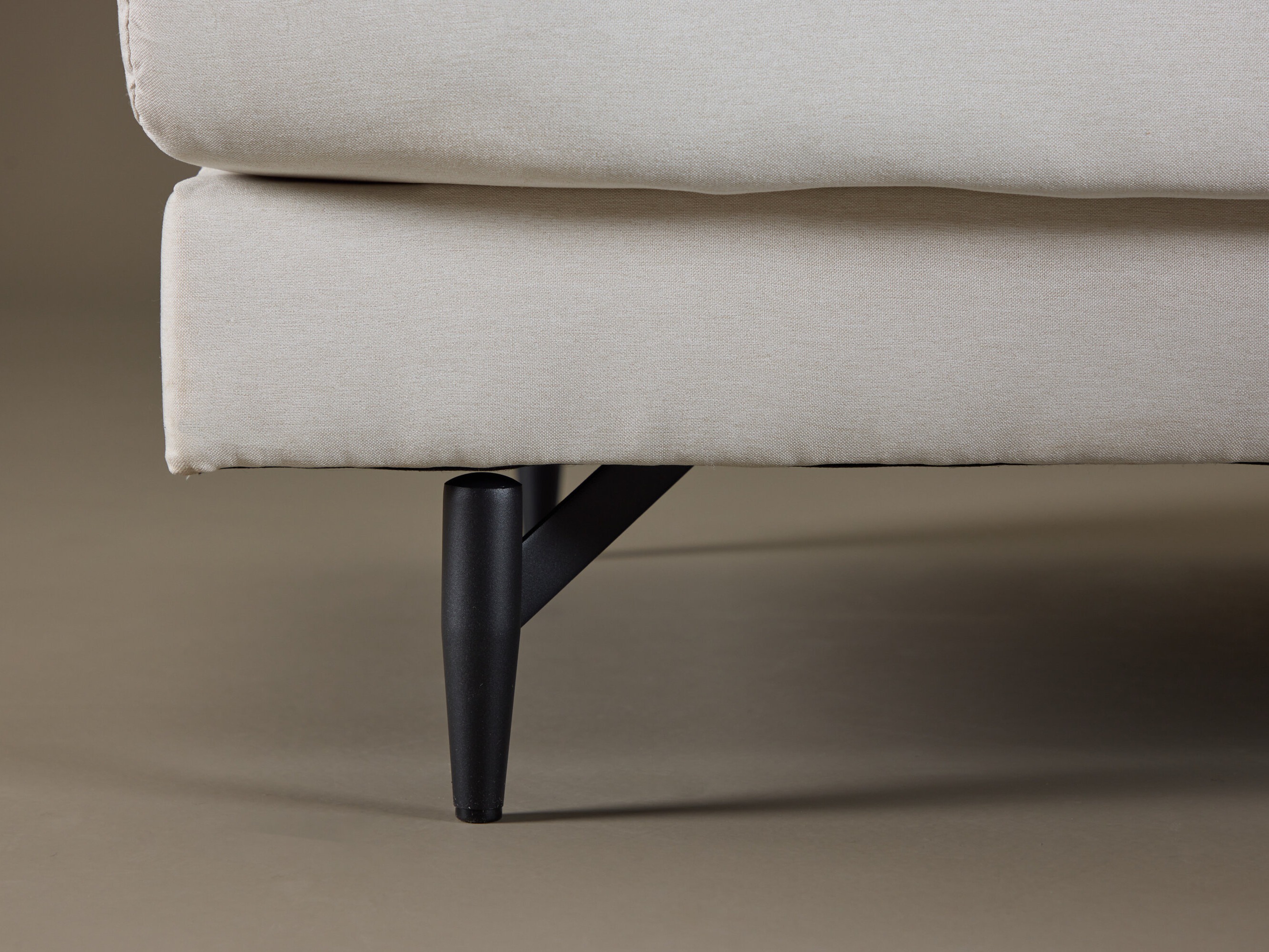 Sofa Dallas 1699 (Kreminė)