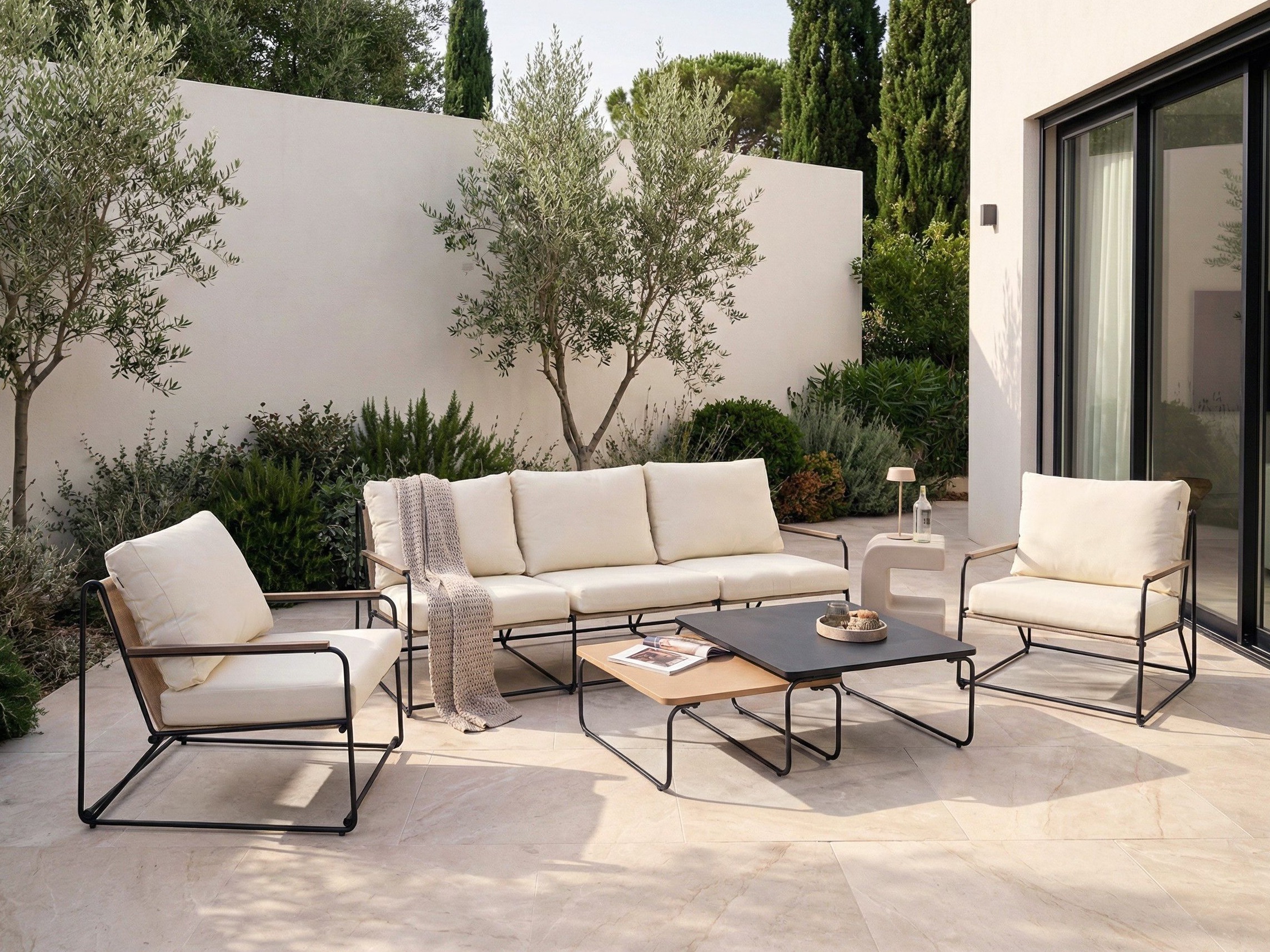 Lauko baldų komplektas Berwyn 3320 (Juoda + Smėlinė)