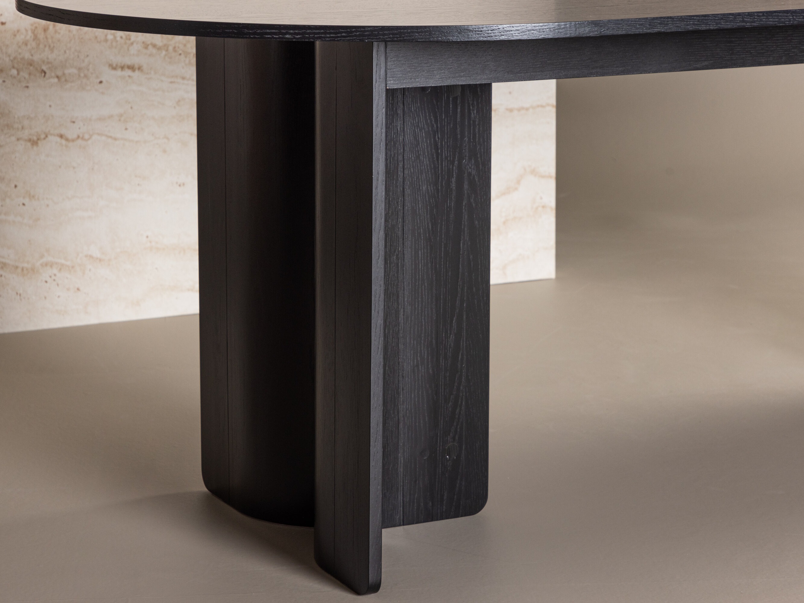 Stalas Dallas 5285 (Juoda)