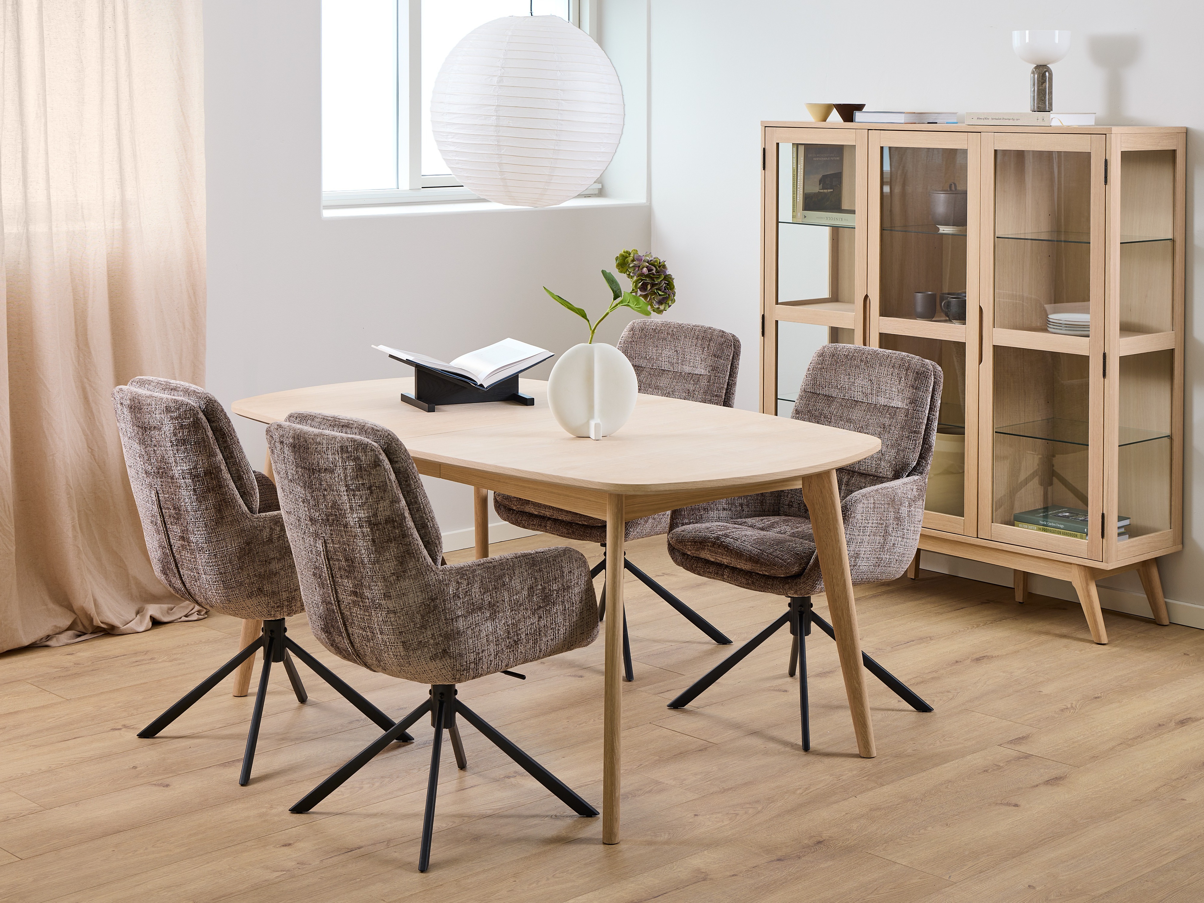 Stalas Norsica Elmdome 110