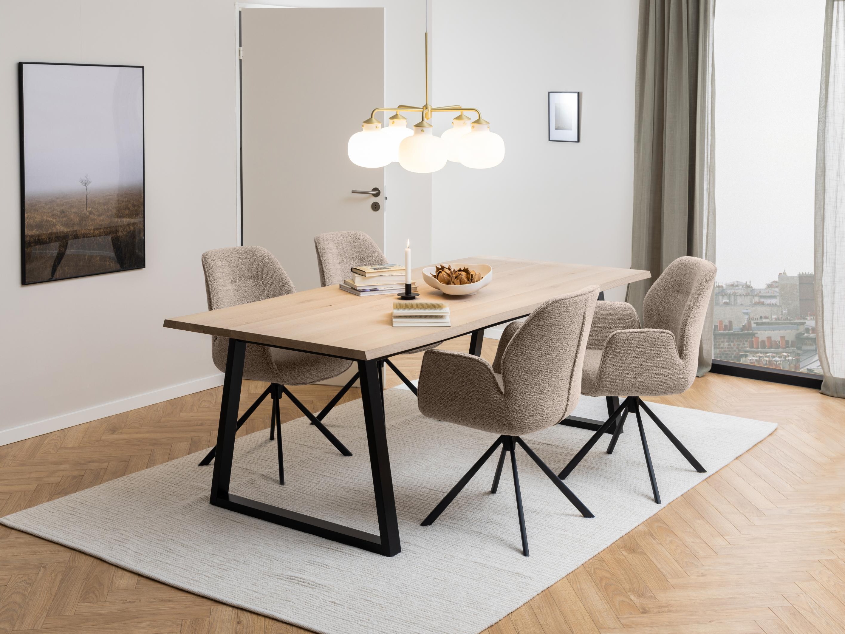 Kėdė Norsica 696 (Smėlinė + Juoda)