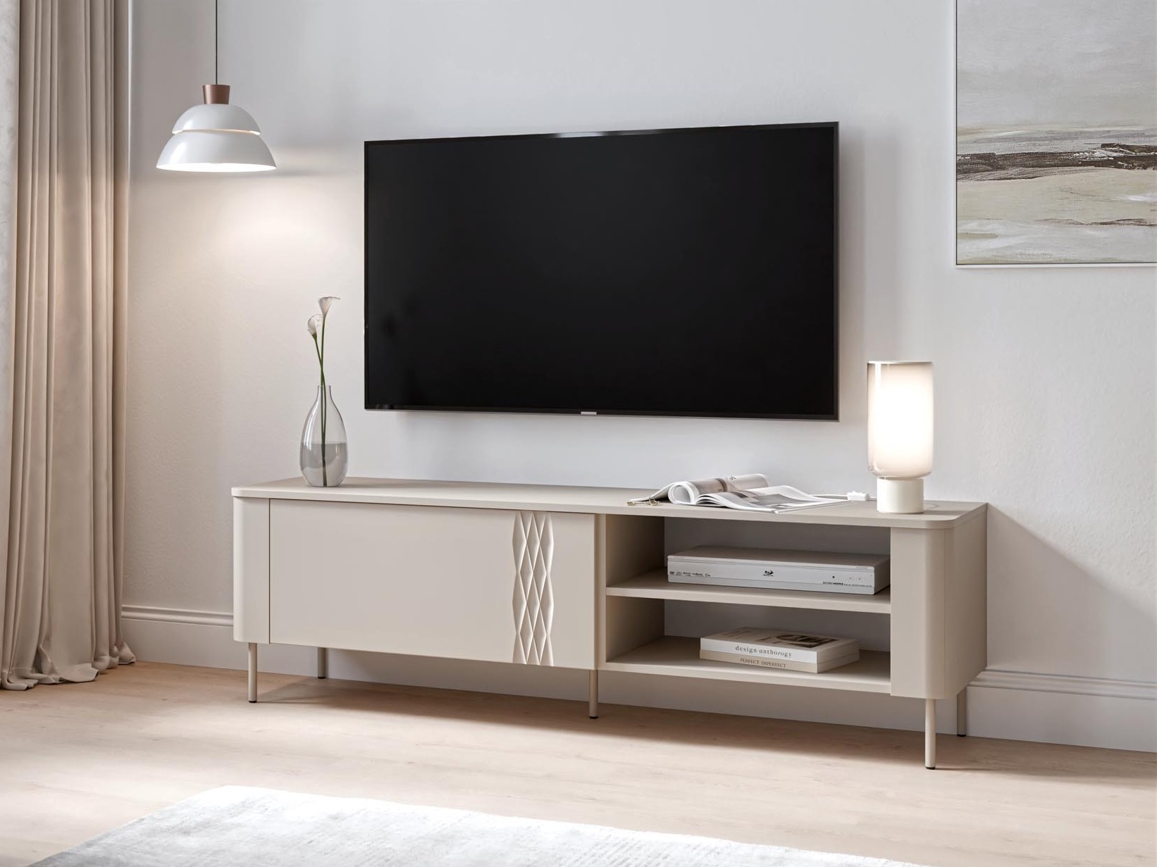 TV staliukas Tortesi 102