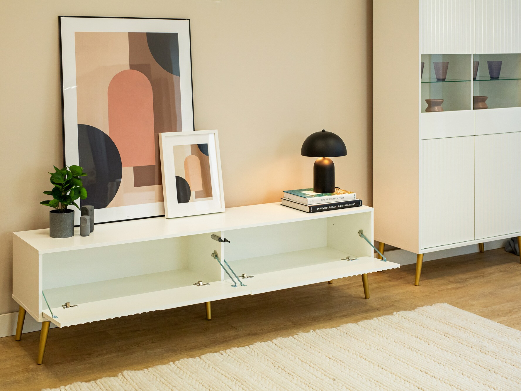 TV staliukas ST9041