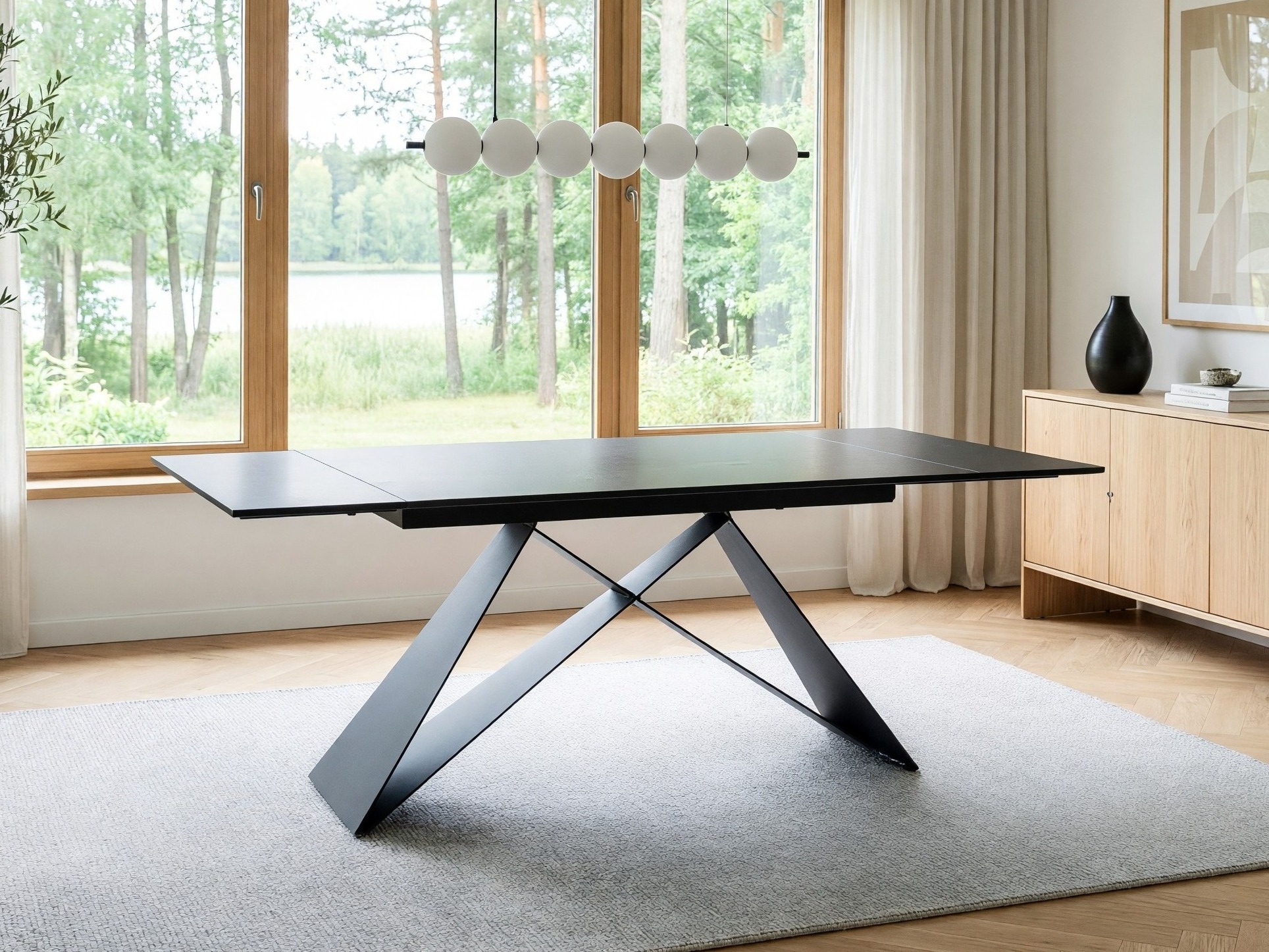 Stalas Detroit 978 (Juoda)