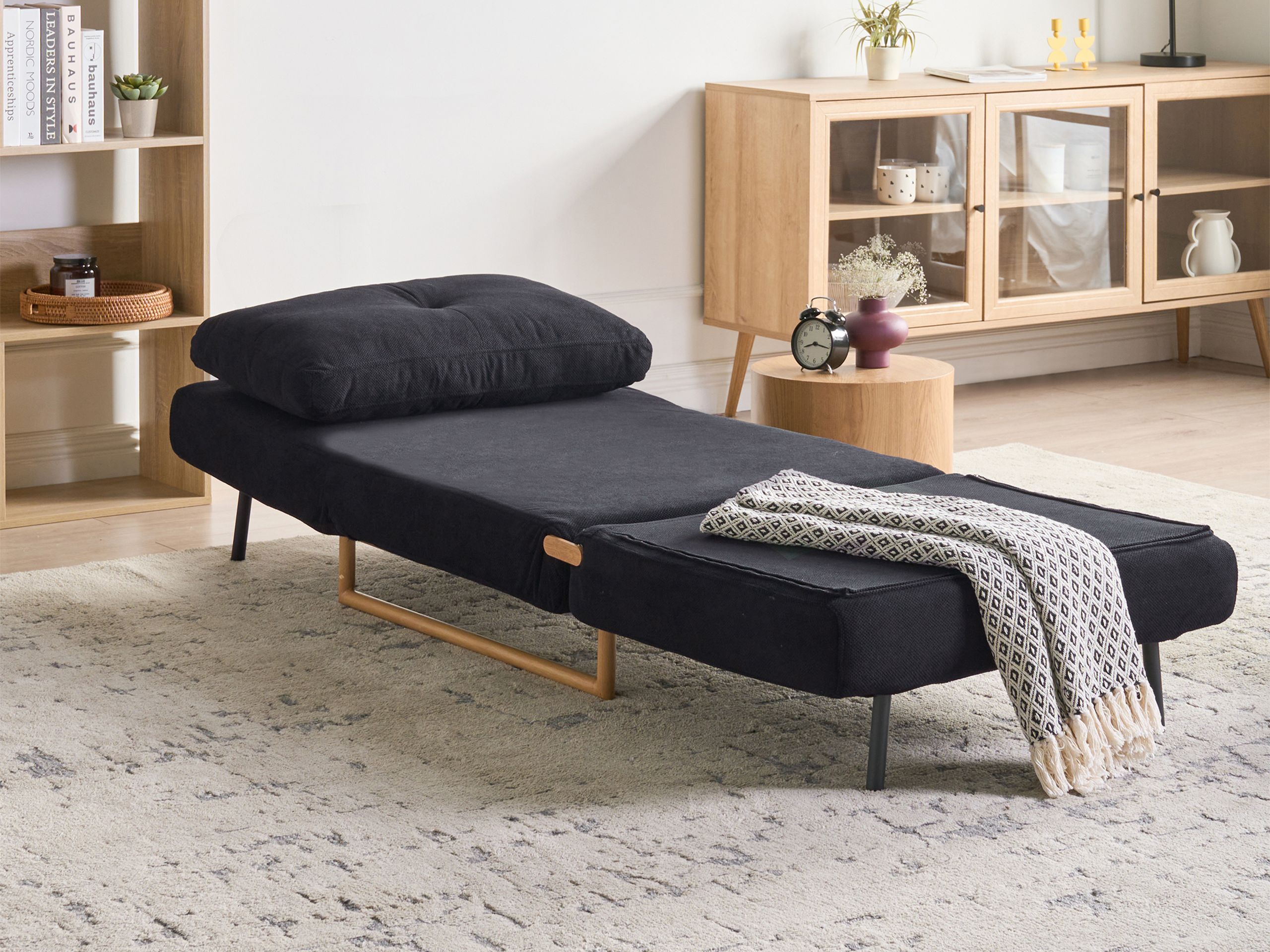 Fotelis Berwyn 3395 (Juoda)