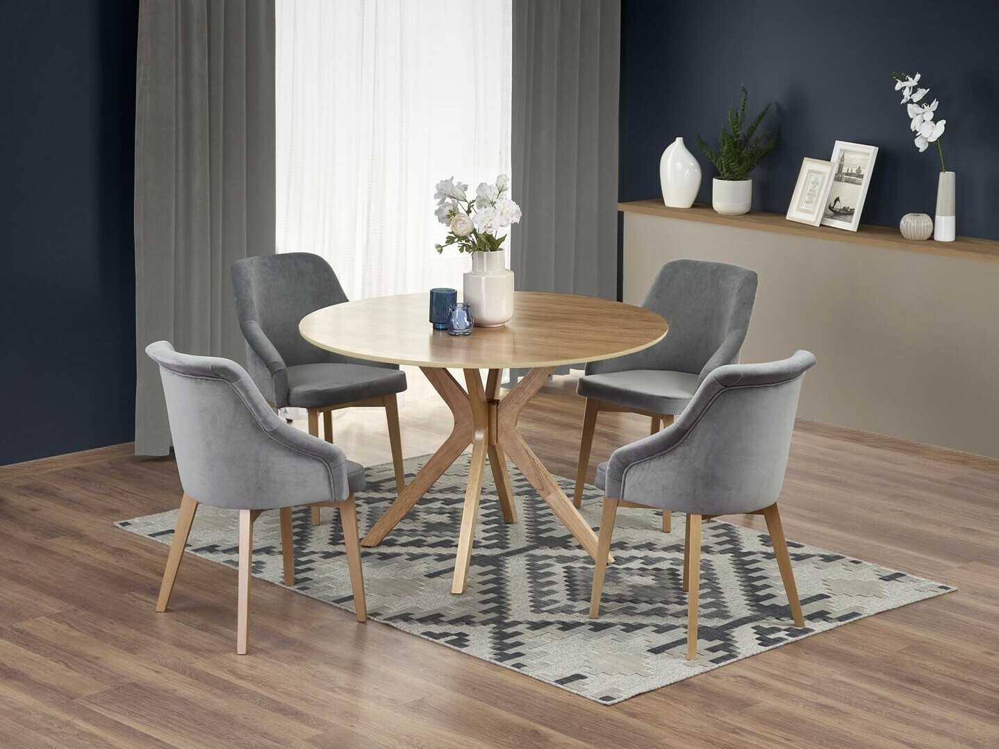 Stalas ST9079