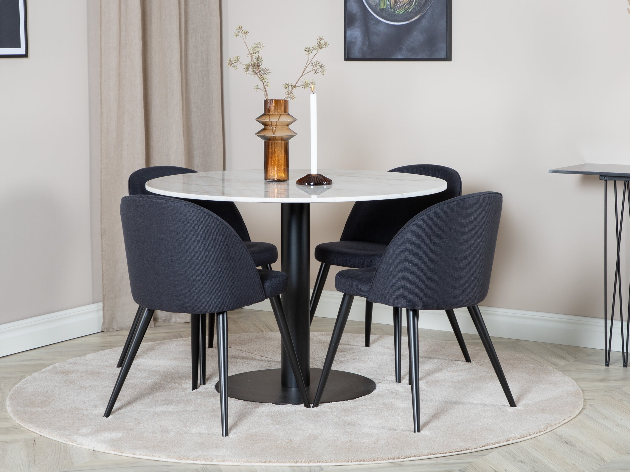 Valgomojo komplektas Dallas 2572 (Juoda)