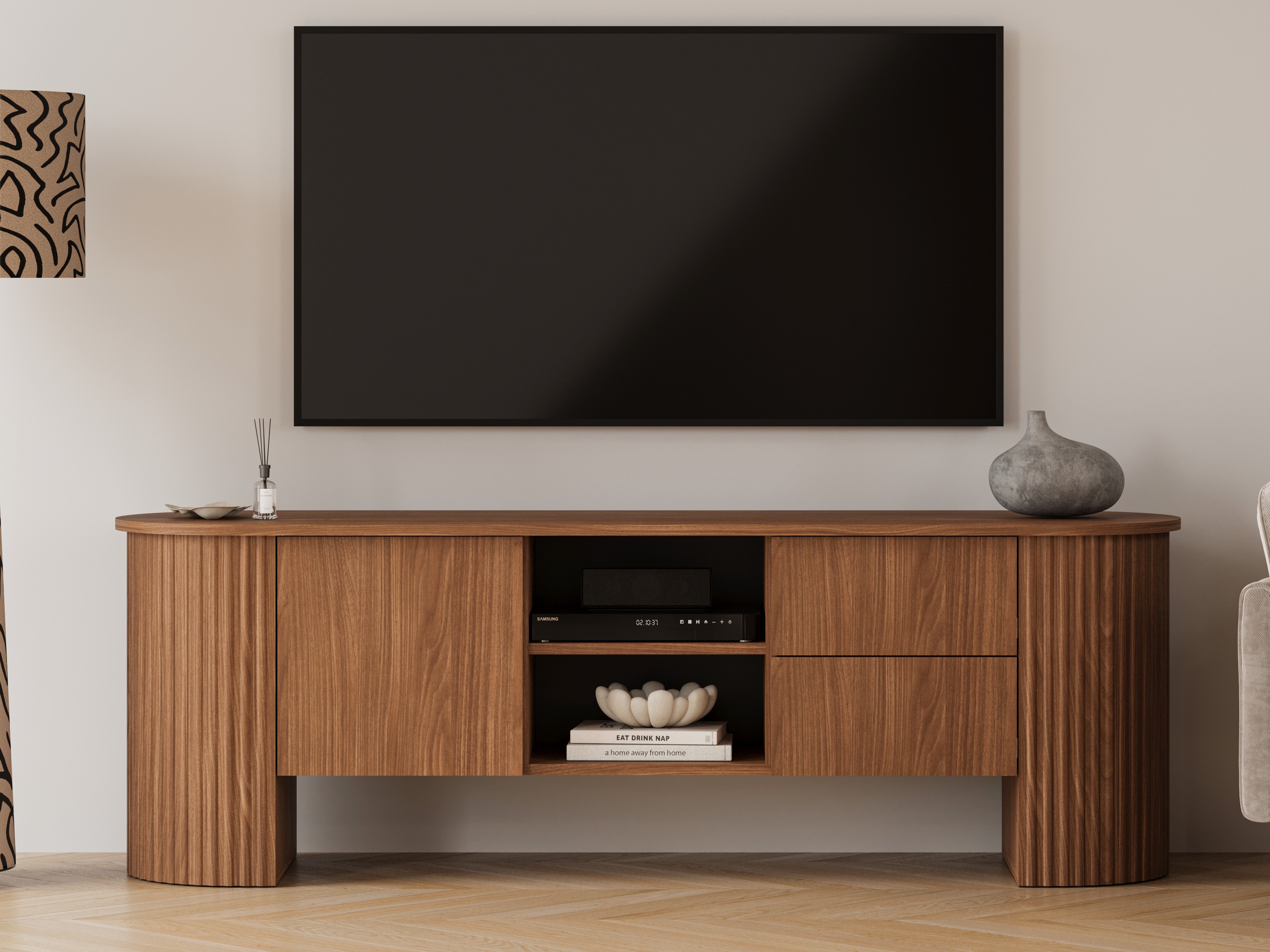 TV staliukas Vermoru 103